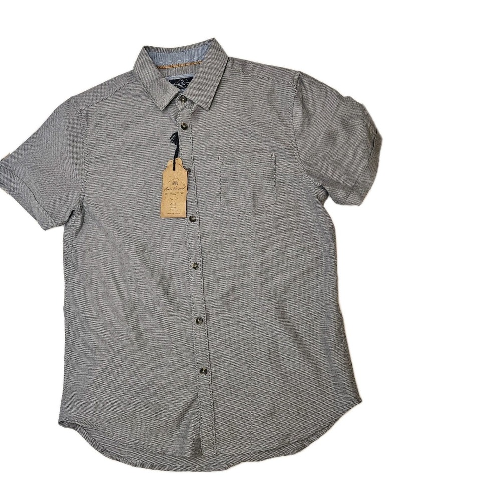 Across The‎ Pond Signature Line large Button Up Shirt Gray